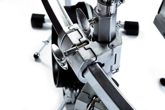 Yamaha DTXtreme III Special The specially designed hex rack of the DTXtreme III Special is easy to set up, extremely road-worthy and looks very cool